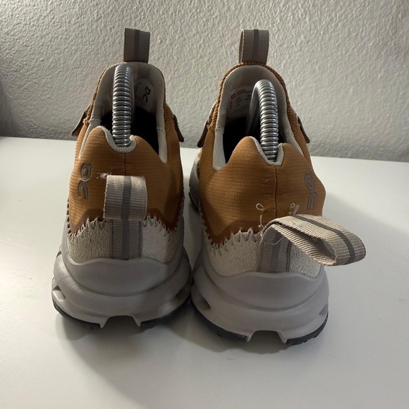 On cloudsway Stylish Women's Athletic Shoes in Tan and Gray - Picture 2 of 7